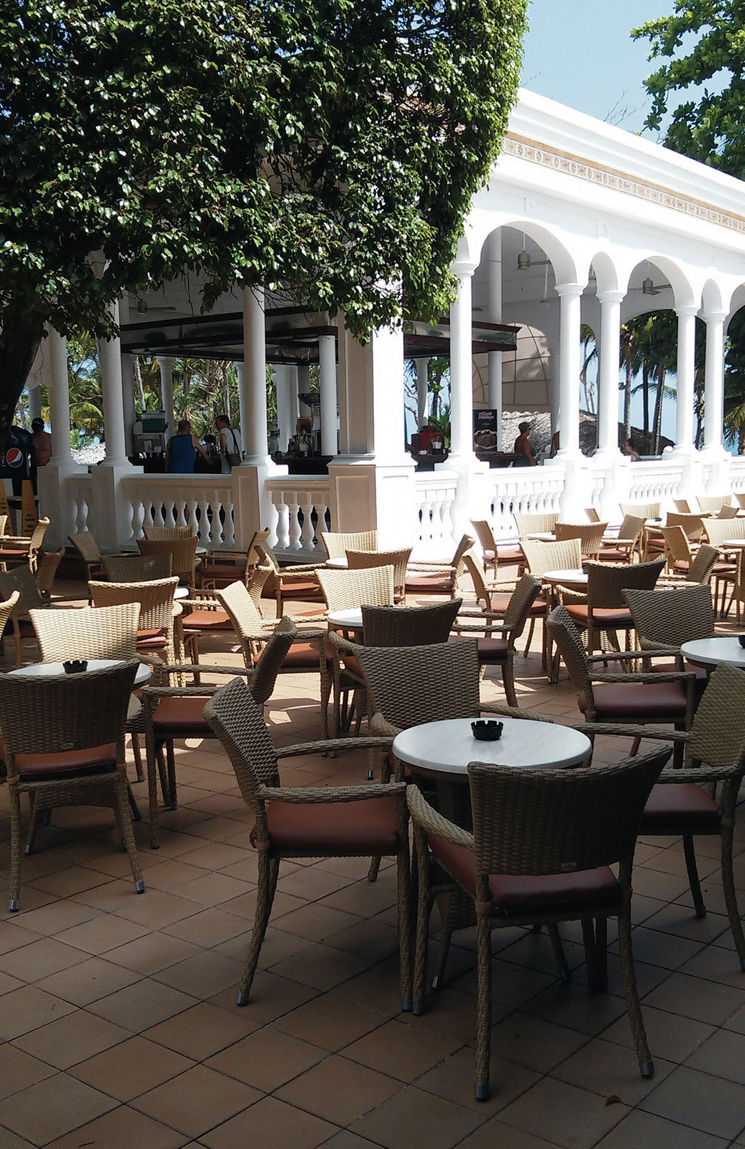 004_alta_playabachata Bar exterior.jpg